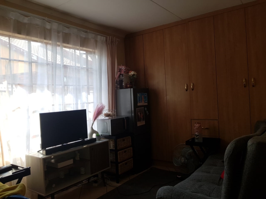 3 Bedroom Property for Sale in Geelhoutpark North West